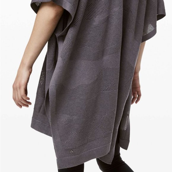 Lululemon Find Your Light Wrap Heathered Moonwalk OS - Picture 5 of 14